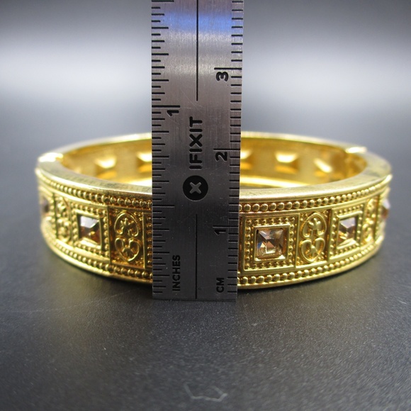 Vintage Ornate Light Brown Crystal Metal Bracelet - Picture 6 of 7